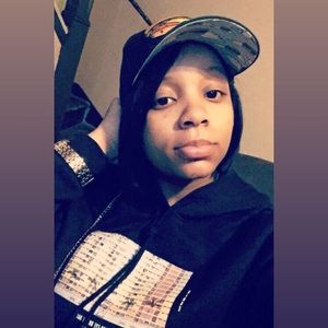 Meet your Posher, Mya